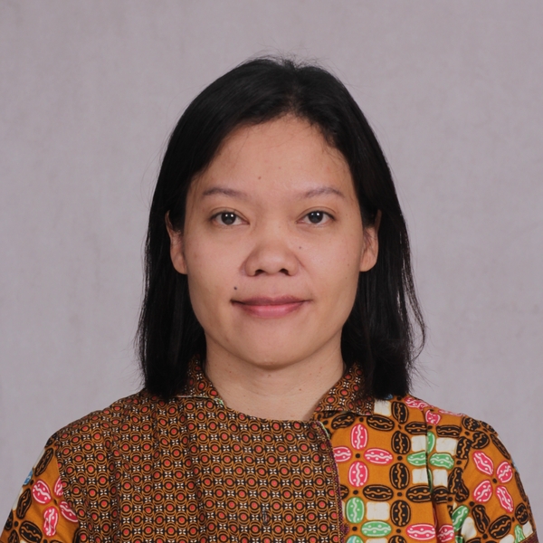 Lena - Guru pemahaman tertulis - bahasa jepang - Kecamatan Samarinda Ulu