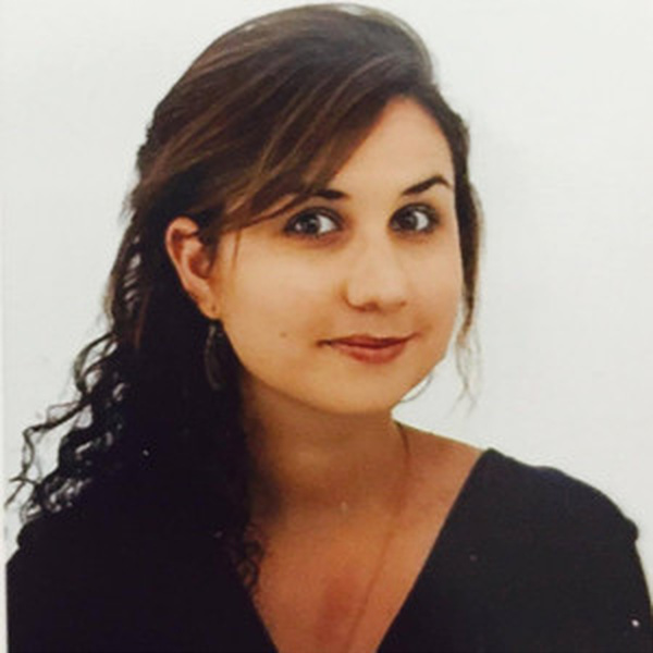 Agathe - professeur d'histoire - géo - Paris 15e