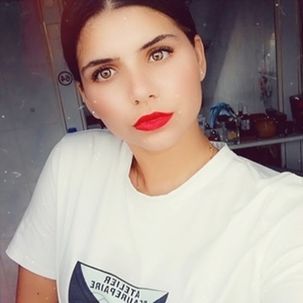 Laura - Prof de peinture - Châtenay-Malabry