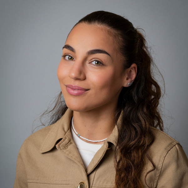 Emma - Prof d'initiation informatique - Cergy