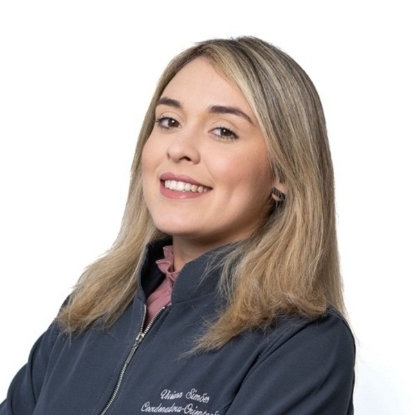 Viviann - Professor de biologia celular - Goiânia