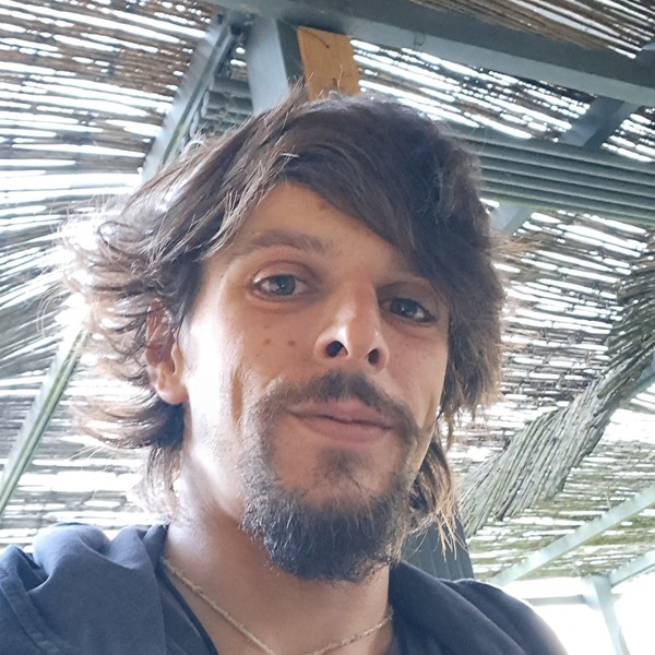 Ronny - Prof de physique - chimie - Arlon