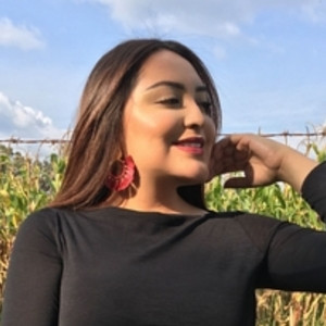 Karla - Profe de psicología positiva - 