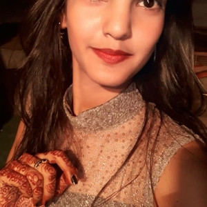 Gayatri - Biology tutor - Indore