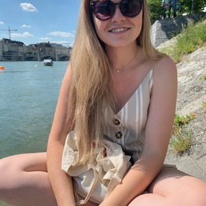 Clara - Politics tutor - Exeter