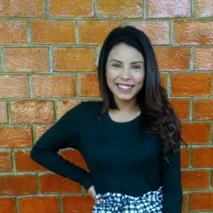 Sujey - profesor de dietética - Laguna Larga de Cortés