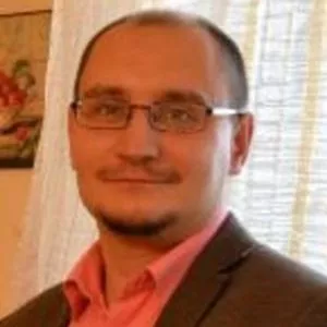 Artiom - Prof de russe - Poissy