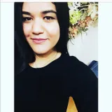 Yağmur - Dikkat eksikliği olan öğrencilerine takviye öğretmeni - 
