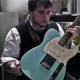 Vince - Prof d'instruments à cordes - Saint-Jacques-de-la-Lande
