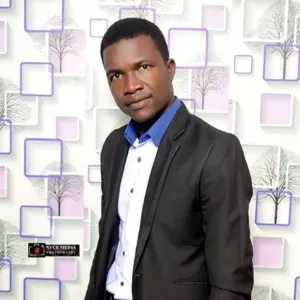 Seun - Maths teacher - Lagos