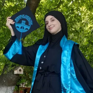 Hanna - Piyano öğretmeni - Edirne