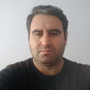 Mehmet - İngilizce öğretmeni - 
