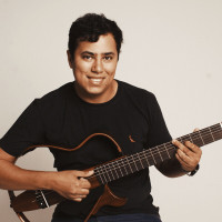 Professor de Violão e Guitarra com formação em música. Aulas em Brasília-DF ou Online