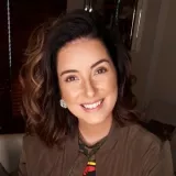 Georgina - Prof de marketing - 