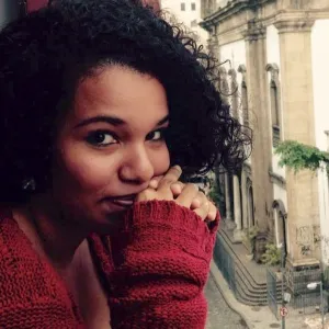 Isabelle - Prof de história - Duque de Caxias