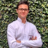 Matheus - Professor de medicina alternativa - Campo Grande
