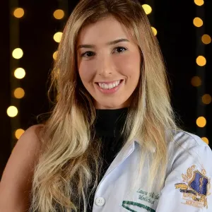 Laura - Prof de explicações - Ponta Verde