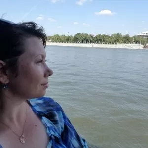 Elena - English reading tutor - Brandon