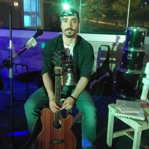 Muhammet - Klasik gitar öğretmeni - Samsun