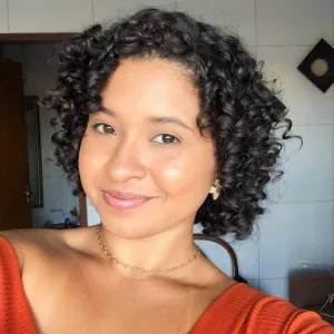 Layara - Professor de química - Recife
