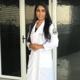 Samanta - Professor de preparação para parto de bebé - 