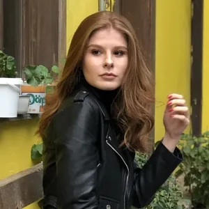 Merve - Okul derslerine destek öğretmeni - Beylikdüzü osb