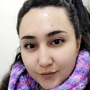 Esra - Siyaset bilimi öğretmeni - İstanbul