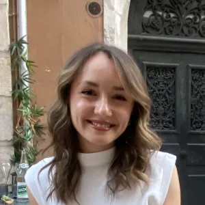 Madeleine - Prof de français - Dijon