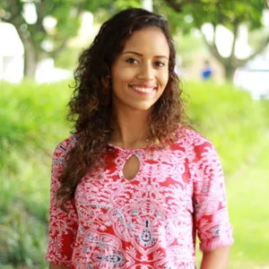Ariane - Professor de Preparação para o CELPE-Bras - Saguaçu