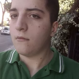 Daniele - Insegnante di storia - Roma