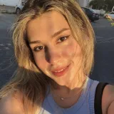 Gizem - İspanyolca öğretmeni - 