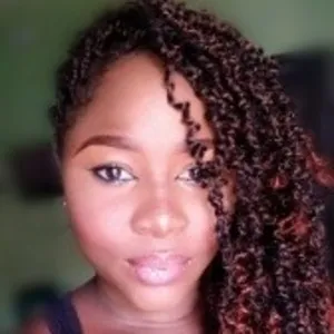 Sophia - Make-up tutor - Ahaba