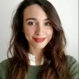Viola - Insegnante di latino - Milano