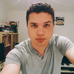 Pedro - Prof de matemática - Guarapuava