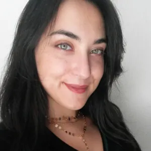 Ana - Professor de japonês - Évora