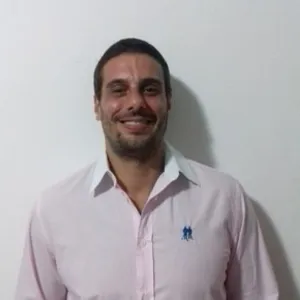 Gustavo - Professor de inglês - Uberaba (Minas Gerais)