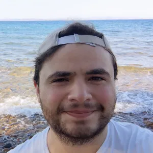 Sinan - Gitar öğretmeni - 
