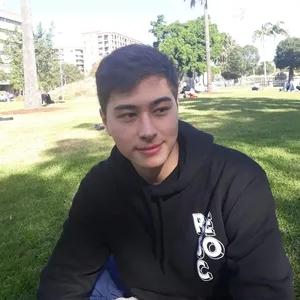 Ryan - Acoustic guitar tutor - Greenwich