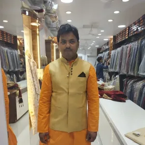 Akash - Maths teacher - Mumbai