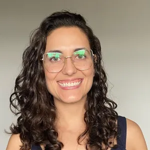 Laura - Professor de matemática - Belo Horizonte