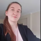 Julia - Reading tutor - Lara