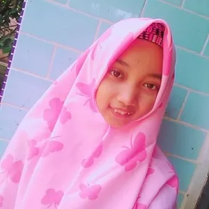 Dewi - Guru mengaji - Kuala