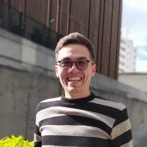 Daniel Julian - prof de Reparación de computadores - Bogotá