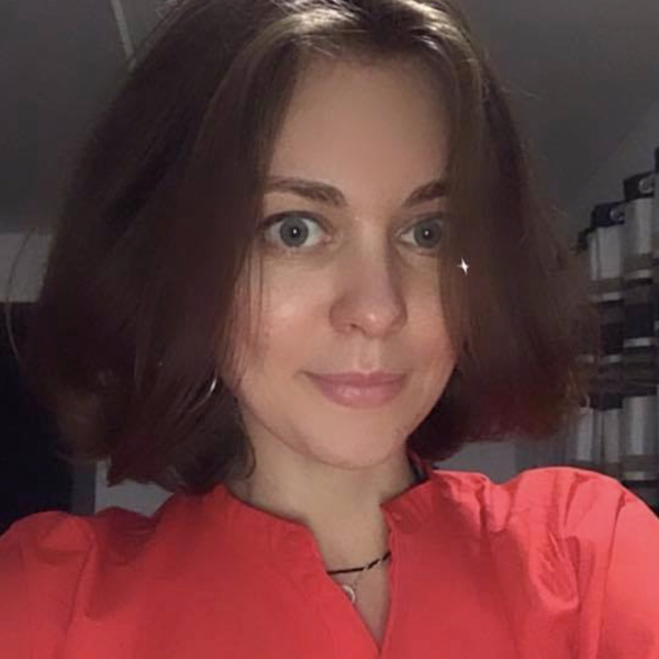 Proffsig copywriter och journalist med 20 år erfarenhet ger privatlektioner i ryska