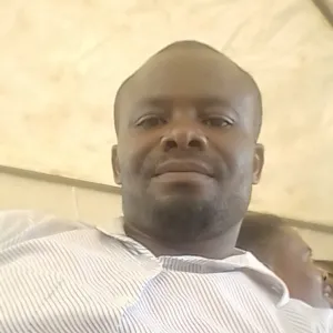 Bathlomew - Physics tutor - Abuja municipal