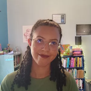 Sheila - Professor de redação - São Mateus do Sul