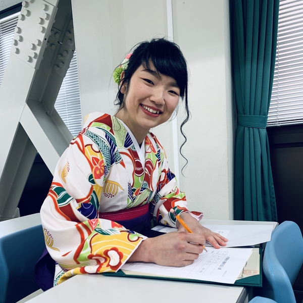 Learn from #1 Experienced Japanese Tutor/Translator in Toronto ;) Check My Video↓! 50+ students are on their way to reach their dreams with me :)  JLPT(N1-N5) class are on for 2023.