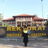 Purnomo - Guru bahasa inggris - Kecamatan Denpasar Barat