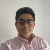 Fares - Prof d'aide aux devoirs - Vénissieux
