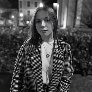 Emmanuelle - Prof de français - Izaourt